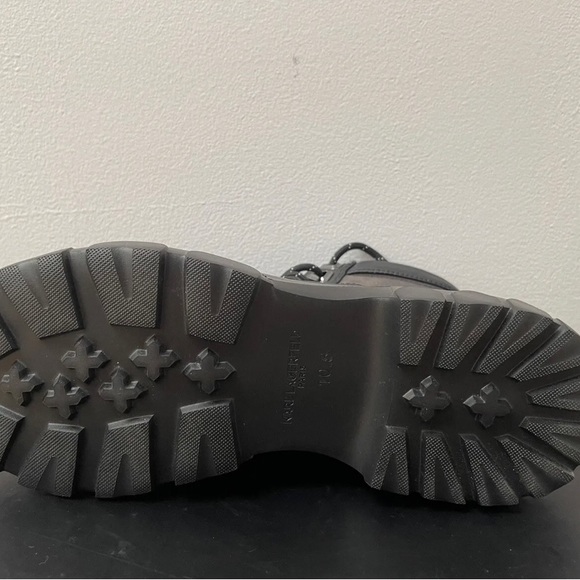 NEW Men's Karl Lagerfeld Paris Hiking Boots Black Suede Gray Size 10.5 MSRP$275! - Picture 2 of 6